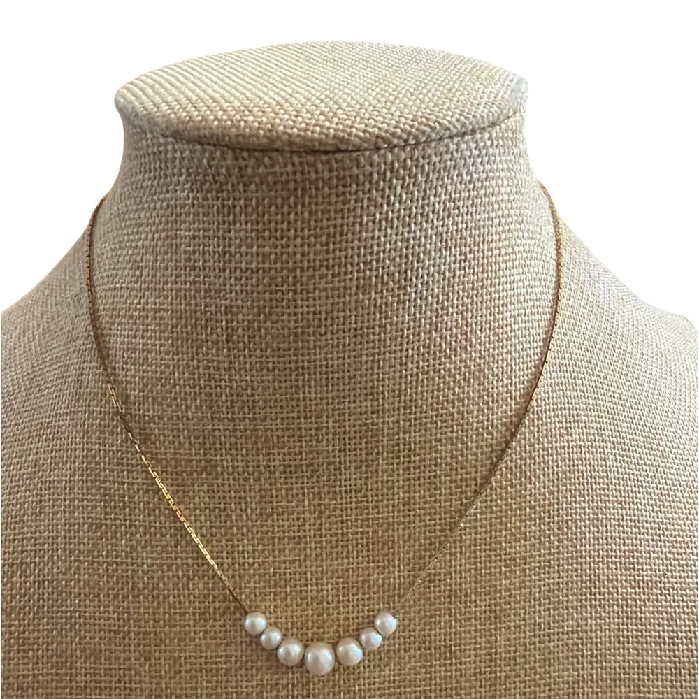 Gold Tone Graduated White Faux Pearl Box Chain Dainty Necklace Layering Feminine